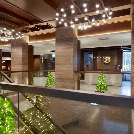 Hotel Grand 4*