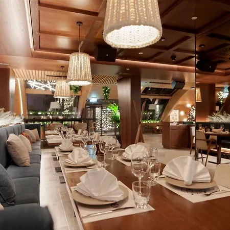 Hotel Grand 4*