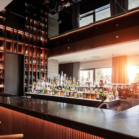 Grand Hotel 4*