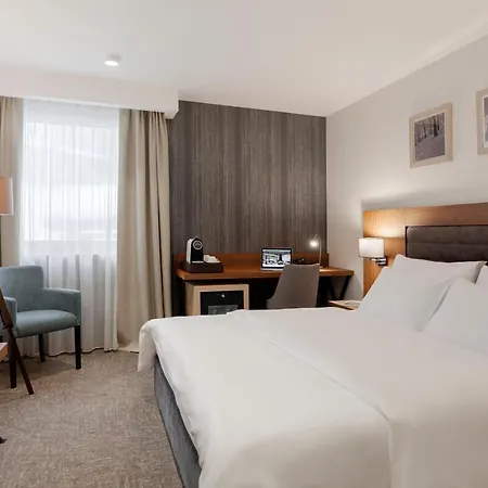 Hotel Grand 4*