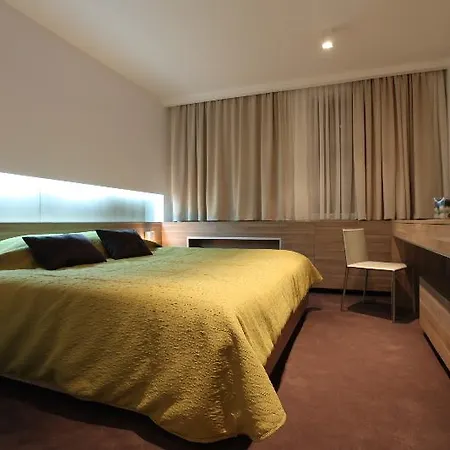 Hotel Grand 4*